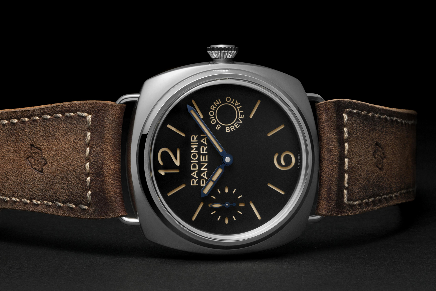 Panerai New Radiomir California 47mm Radiomir 8 Days 45mm