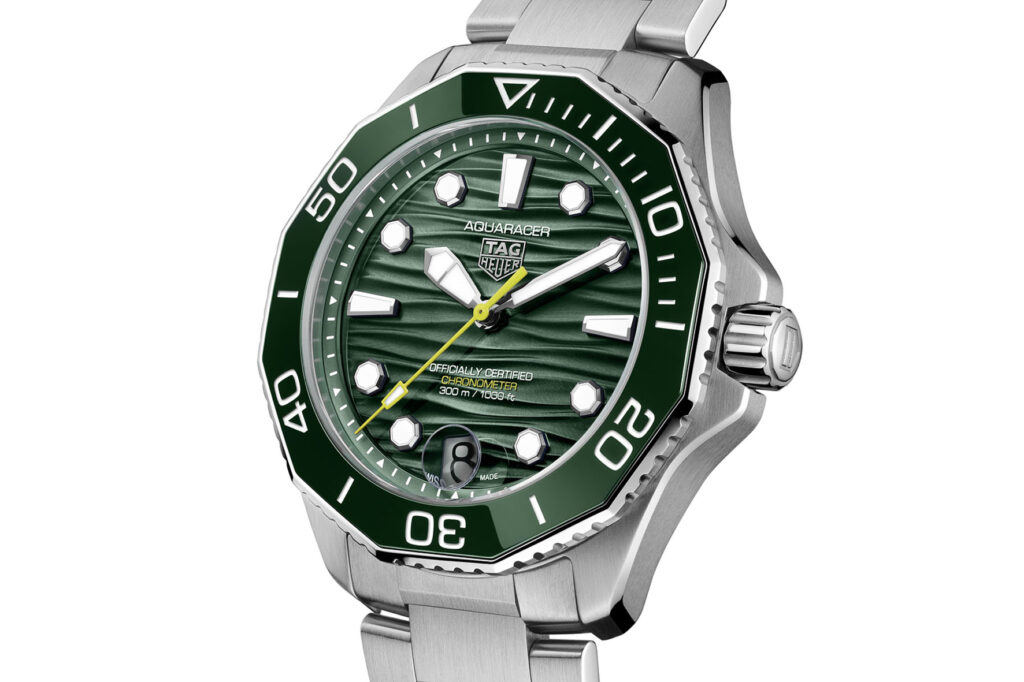 TAG Heuer Aquaracer Professional 300 Date