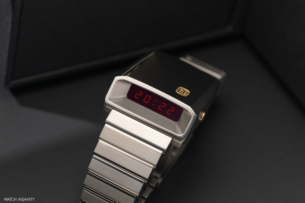 Girard-Perregaux Casquette 2.0 Titanium & Gold