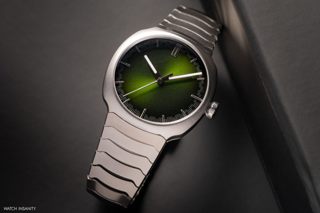 H. Moser & Cie Streamliner Centre Seconds Matrix Green 