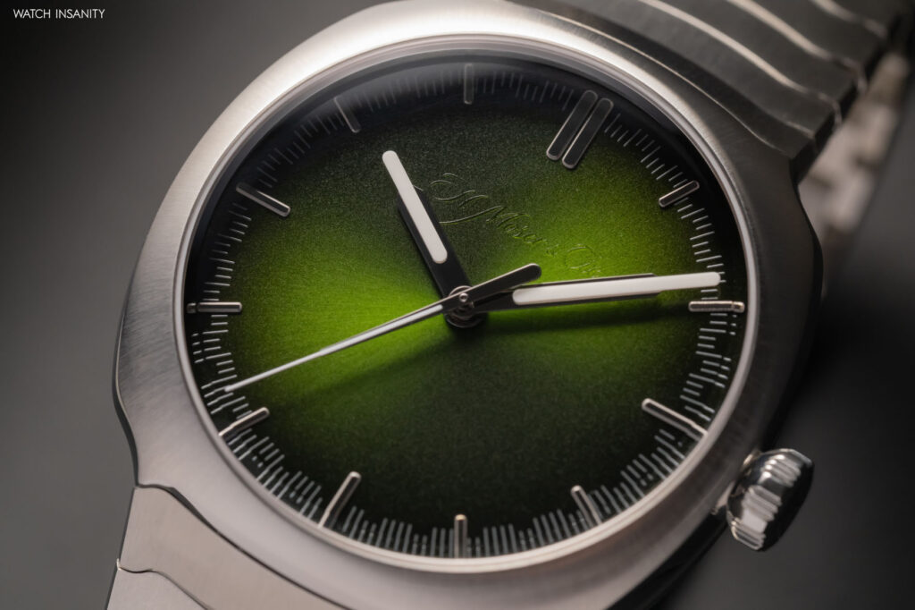 H. Moser & Cie Streamliner Centre Seconds Matrix Green 